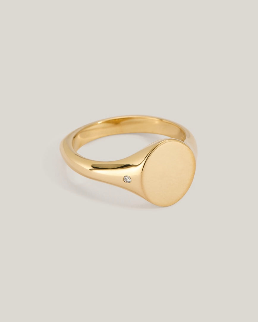 FAMILY SIGNET MEDIUM