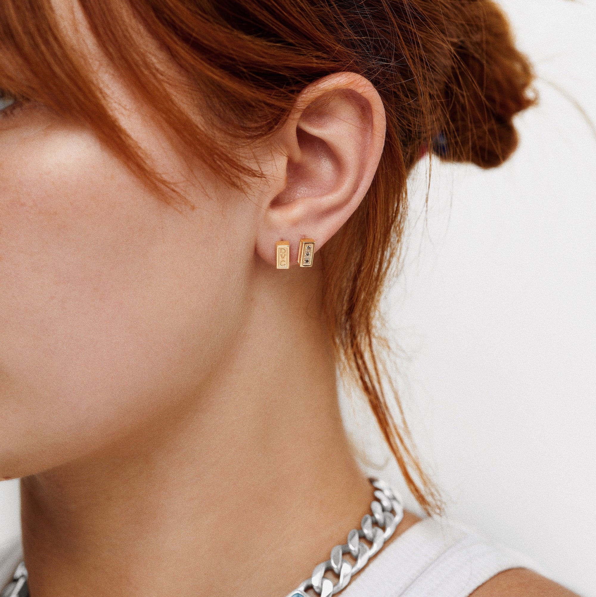 RTS GOLD DIVORCE STUDS