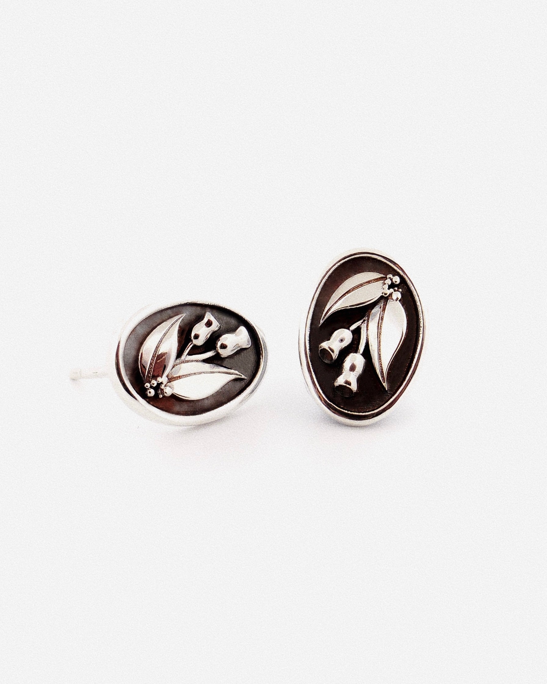 SILVER PM GUMNUT STUDS (THE LILLY PILLY PICTURE PALACE)