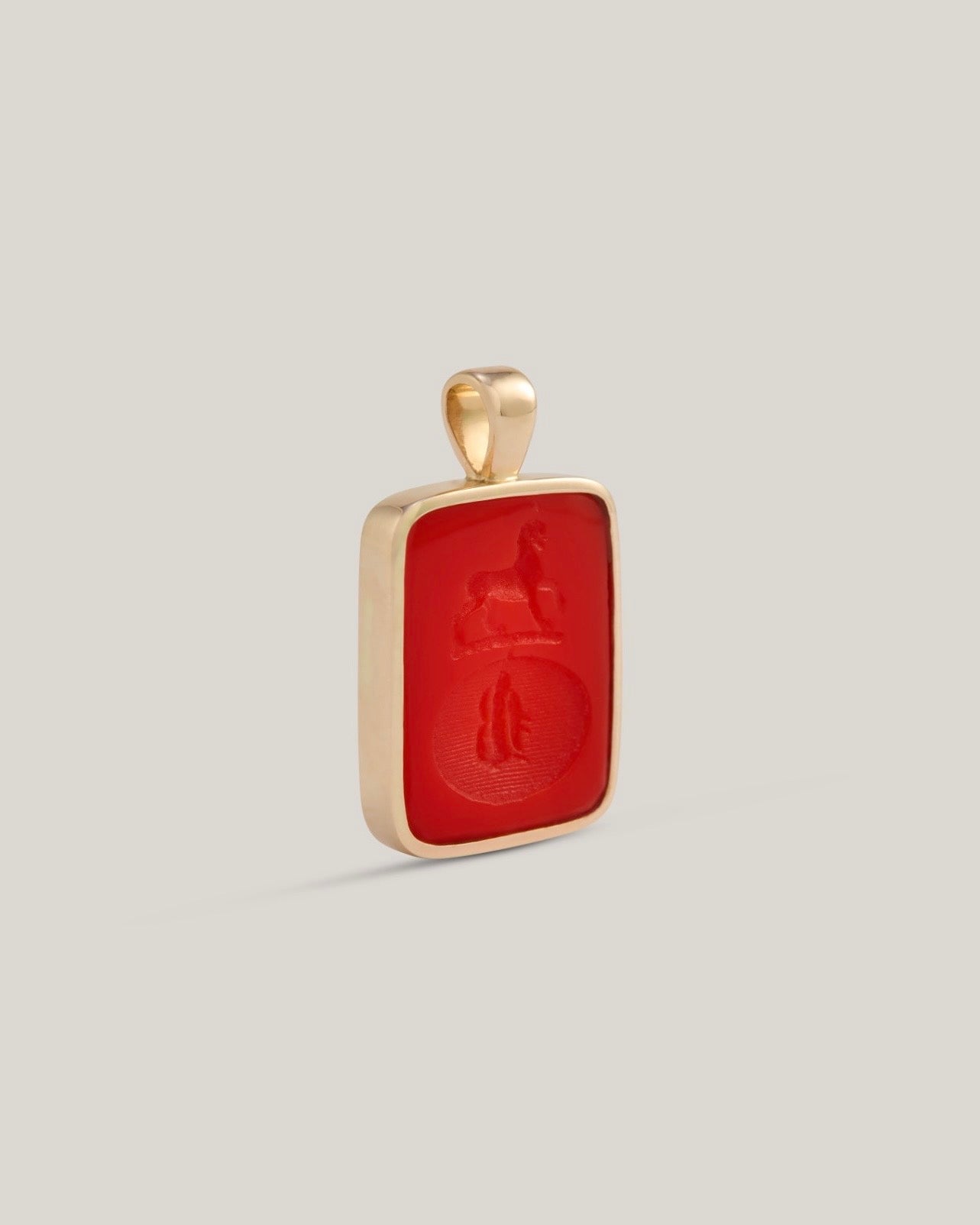COAT OF ARMS PENDANT