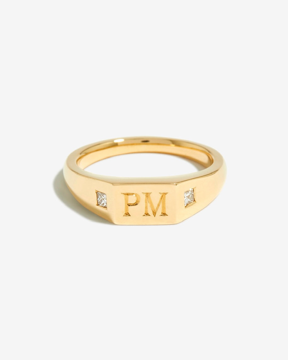 INITIALS SIGNET