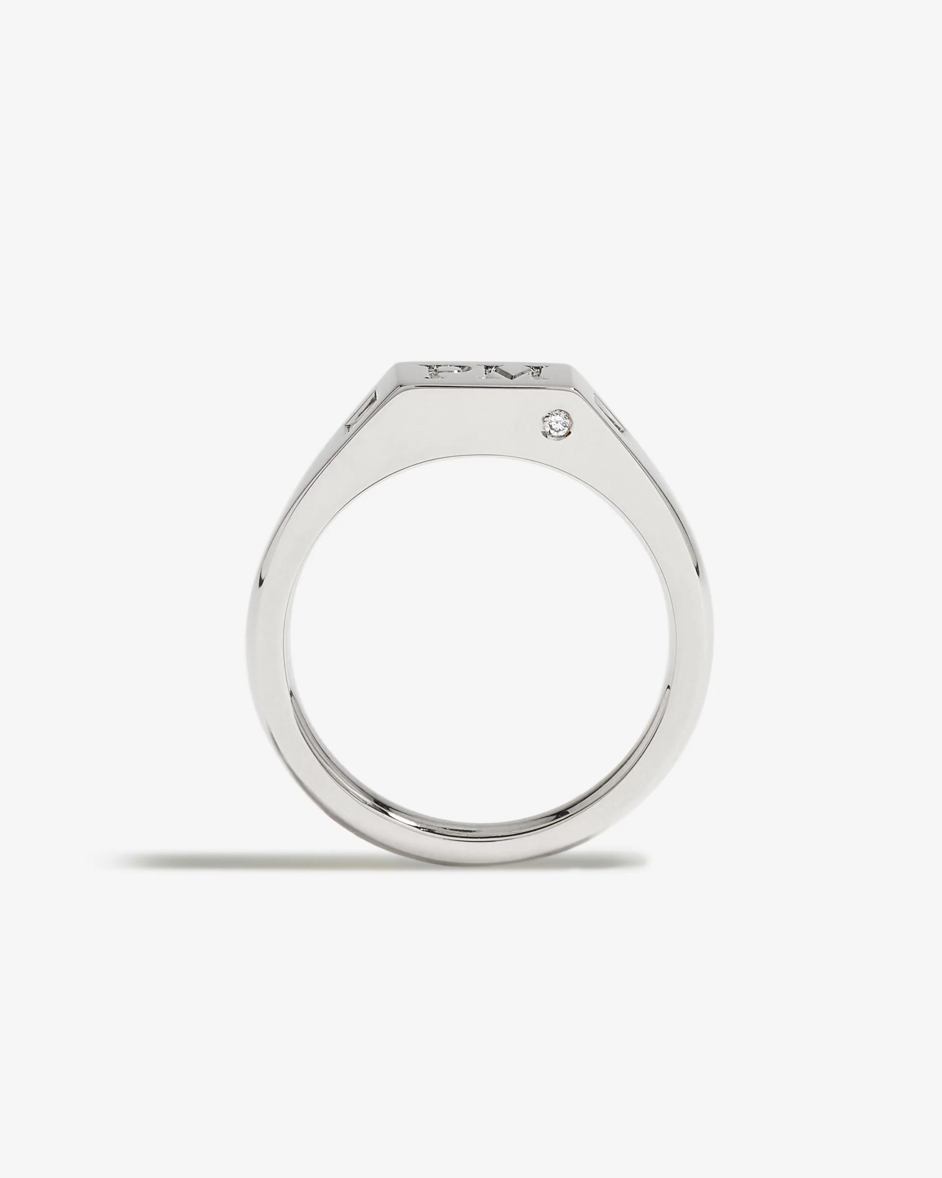 INITIALS SIGNET